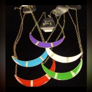 Necklace with earrings.